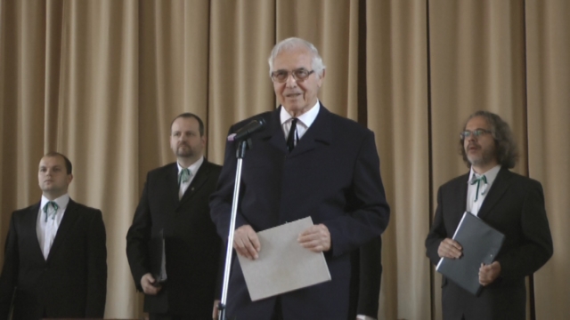 Vzlietli orli vysoko Vzlietli orli vysoko