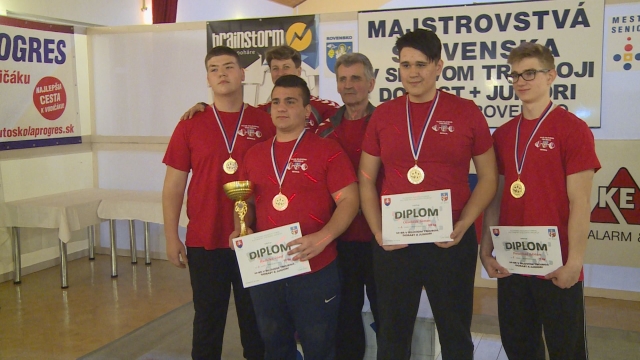 Senickí trojbojári žali úspechy na Majstrovstvách Slovenska Senickí trojbojári žali úspechy na Majstrovstvách Slovenska