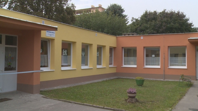 MŠ na Kalinčiakovej má novú fasádu