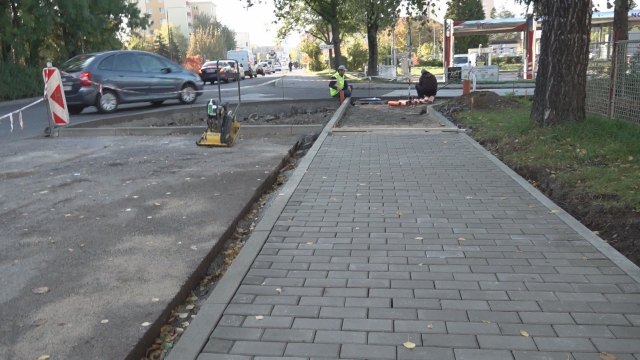 Mesto Senica buduje nové chodníky