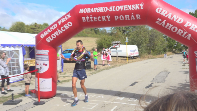 Beh vďaky 2026 spojil Senicu a Prietrž