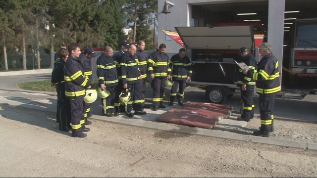 Brezovskí hasiči dostali protipovodňový vozík