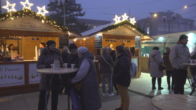 Vianočná dedinka a primátorský punč