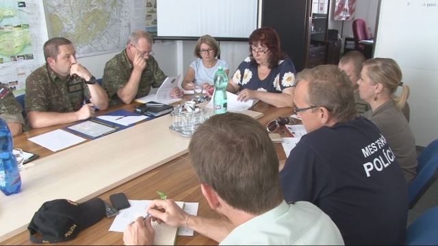 Pracovné stretnutie zástupcov OS, polície a mesta Brezová