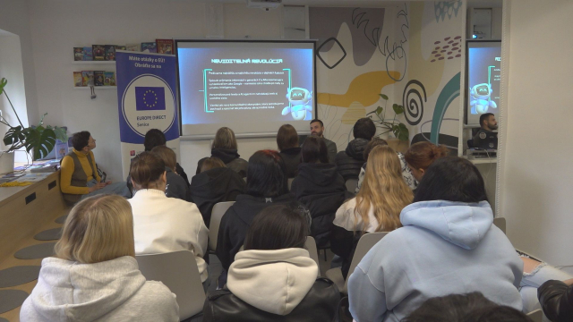 Študenti sa vzdelávali o umelej inteligencii