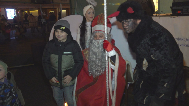 Mikuláš na senickom námestí 