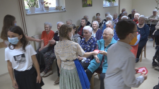 Program ku Dňu matiek v ZOS Nezábudka